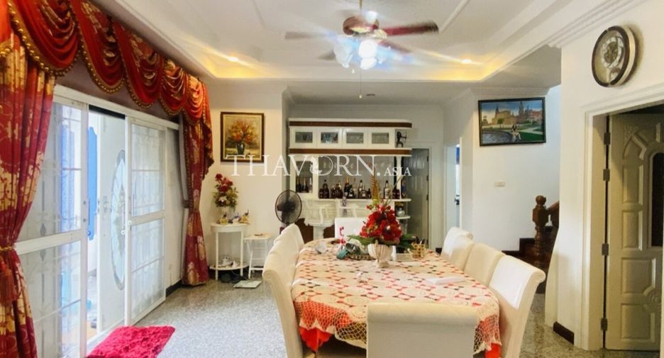 Casa en venta de 4 habitaciones en South Pattaya, Pattaya