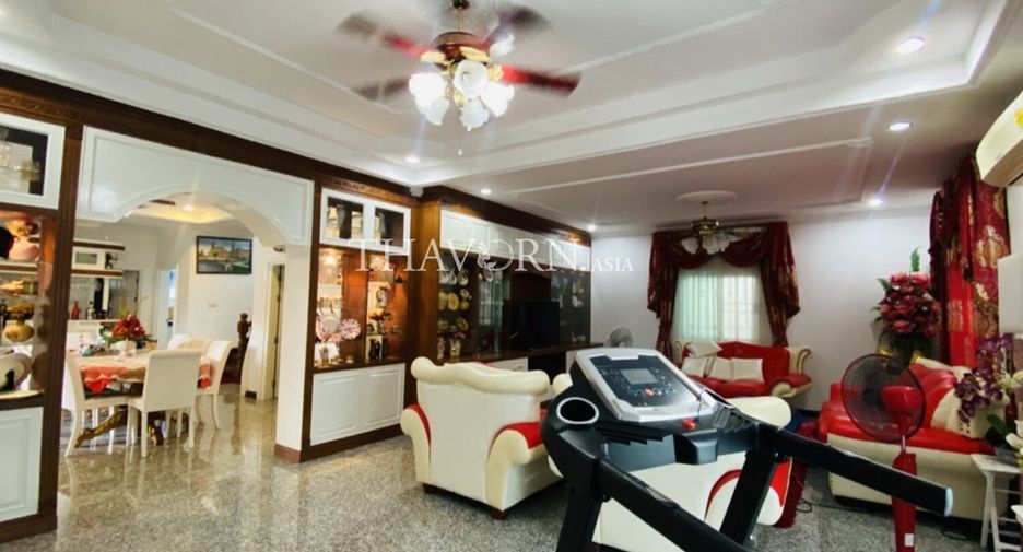 Casa en venta de 4 habitaciones en South Pattaya, Pattaya