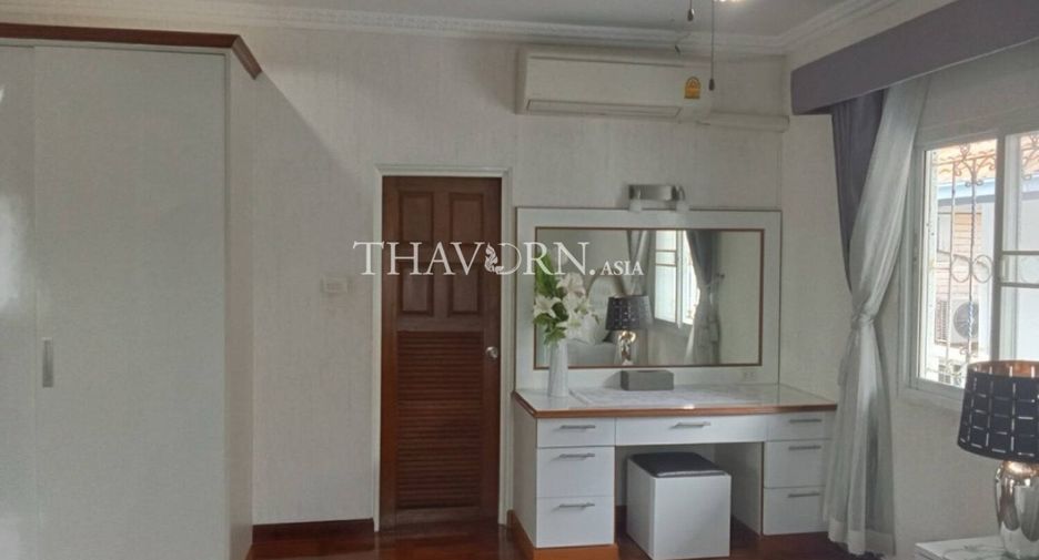 Casa en venta de 4 habitaciones en South Pattaya, Pattaya