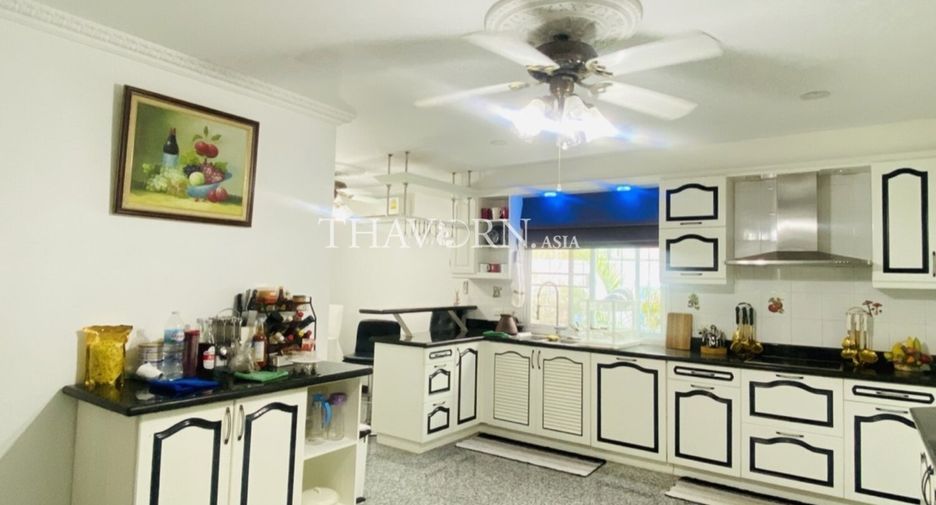 Casa en venta de 4 habitaciones en South Pattaya, Pattaya