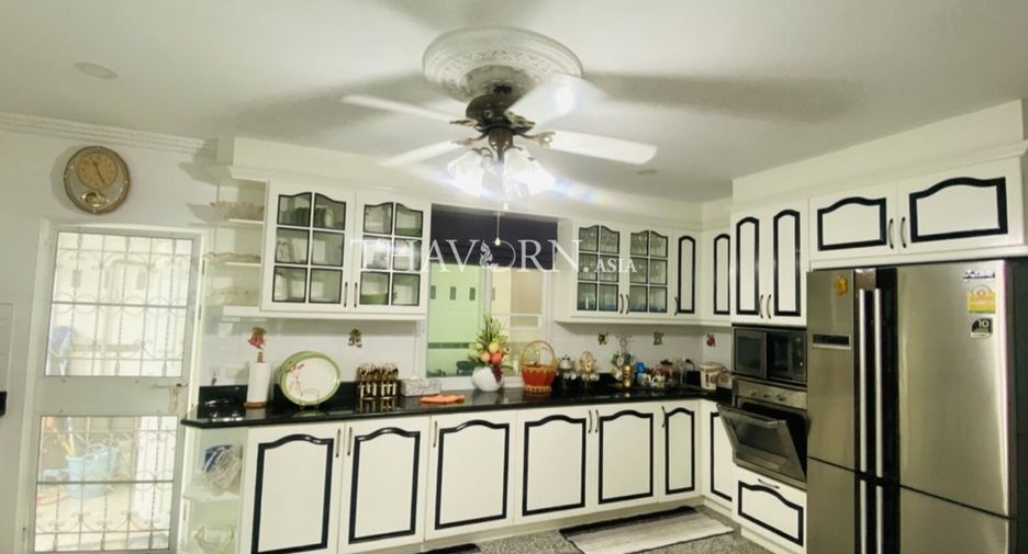 Casa en venta de 4 habitaciones en South Pattaya, Pattaya