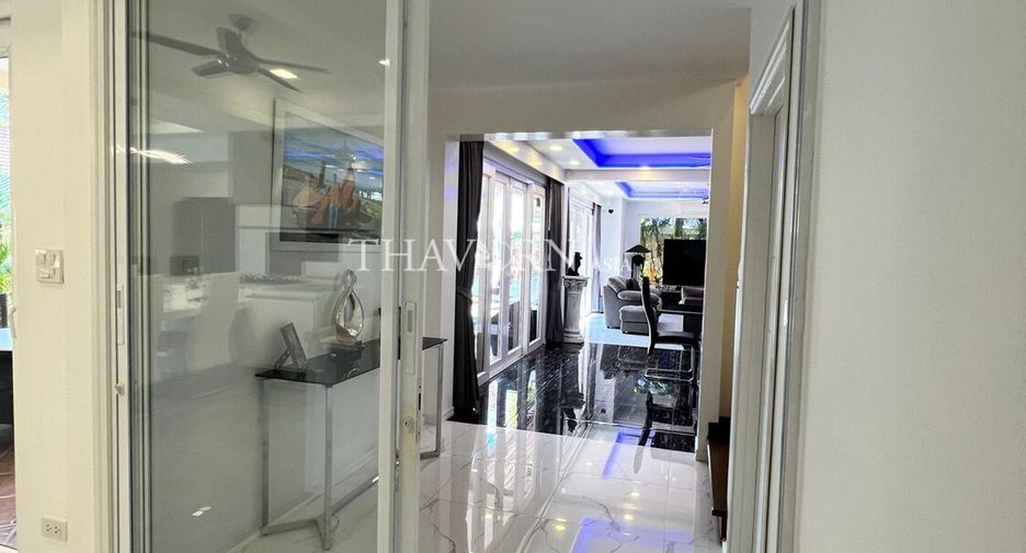 Haus zum Kauf mit 4 Zimmer in Bang Lamung, Chonburi