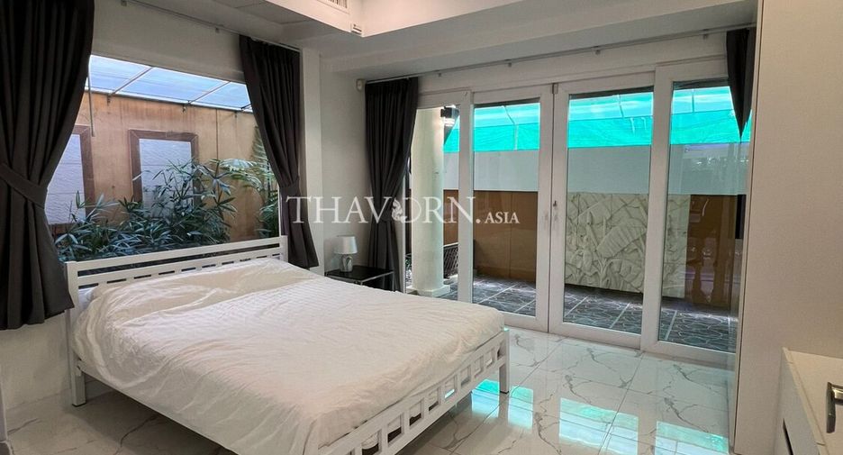 Haus zum Kauf mit 4 Zimmer in Bang Lamung, Chonburi