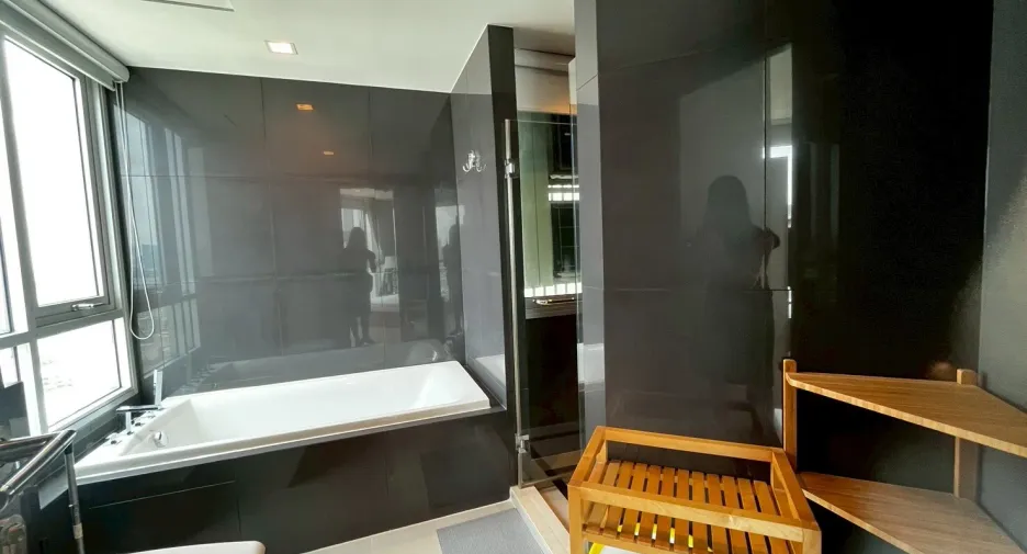 For rent 1 bed condo in Sathon, Bangkok