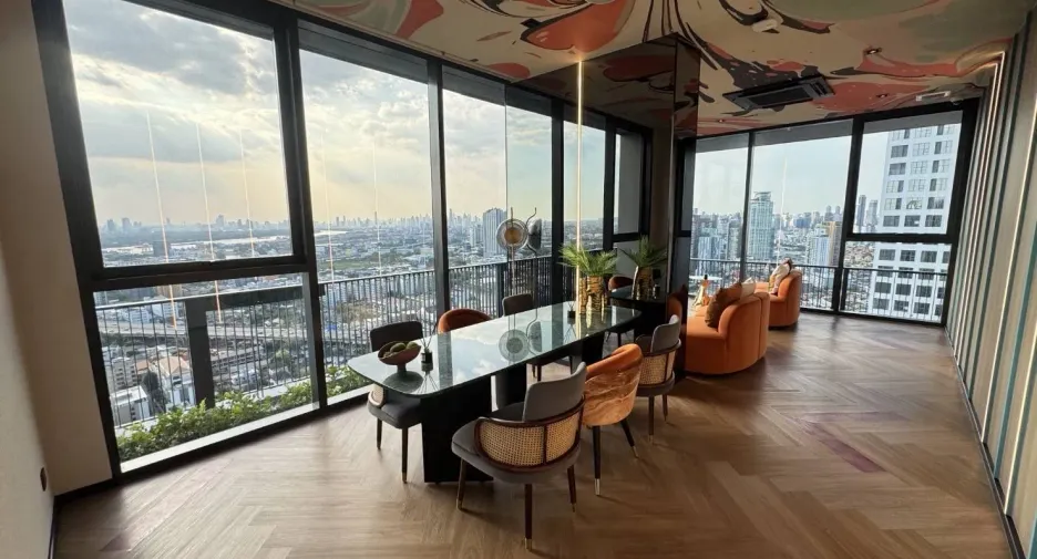 À louer studio condo à Phra Khanong, Bangkok