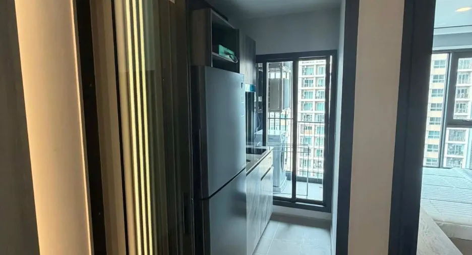 À louer studio condo à Phra Khanong, Bangkok
