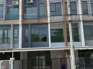 For rent 5 bedrooms house in Bueng Kum, Bangkok
