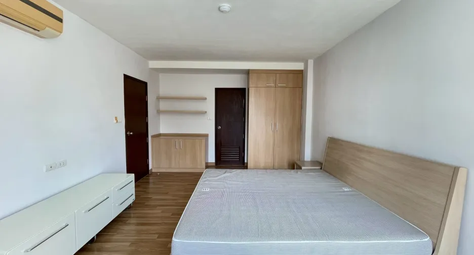 Wohnung zur Miete mit 1 Zimmer in Khlong Toei, Bangkok