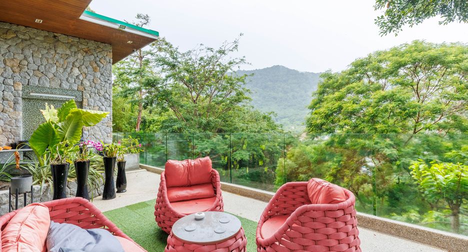 For sale 3 bedrooms condo in Kathu, Phuket