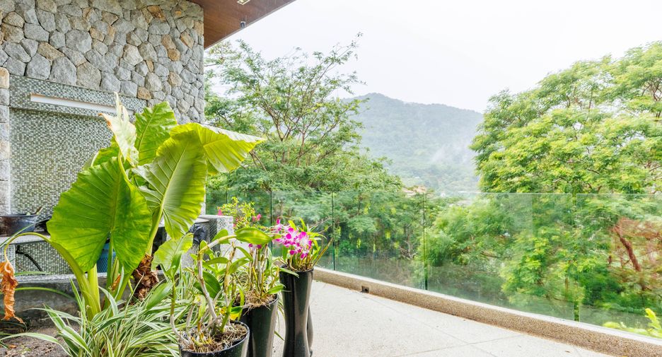 For sale 3 bedrooms condo in Kathu, Phuket