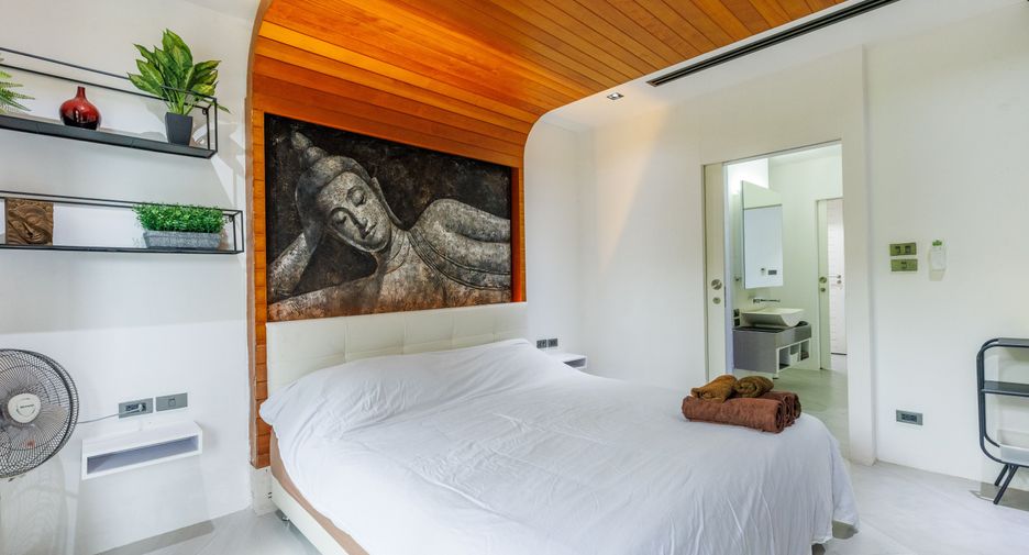 For sale 3 bedrooms condo in Kathu, Phuket