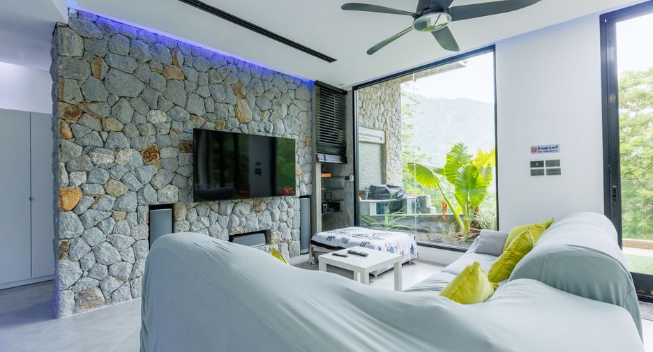 For sale 3 bedrooms condo in Kathu, Phuket