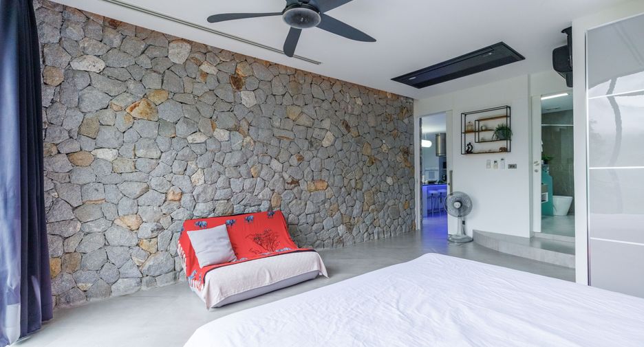 For sale 3 bedrooms condo in Kathu, Phuket
