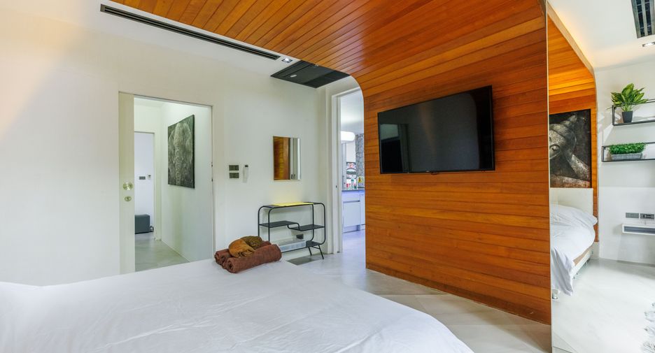 For sale 3 bedrooms condo in Kathu, Phuket