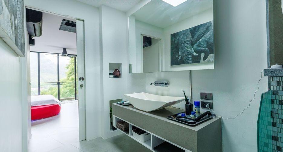 For sale 3 bedrooms condo in Kathu, Phuket