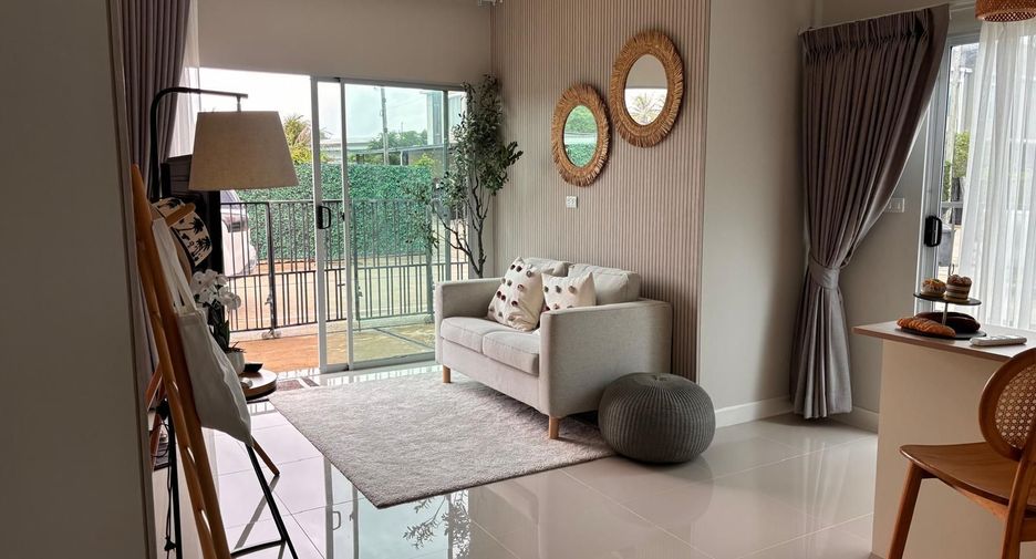 For rent 3 bedrooms townhouse in Thalang, Phuket