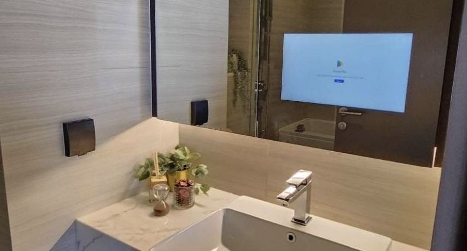 For rent 2 bedrooms condo in Watthana, Bangkok