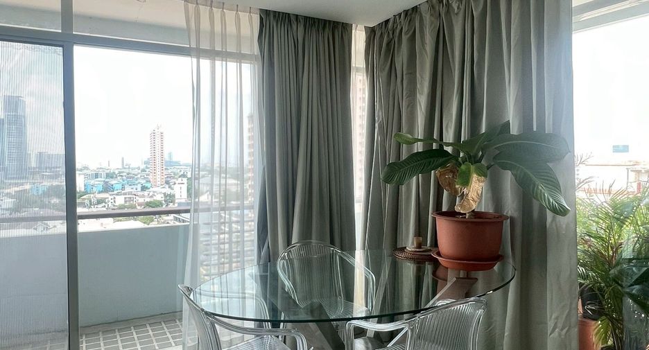 À louer 2 chambres condo à Phaya Thai, Bangkok