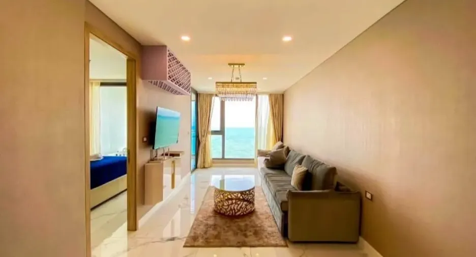 For sale 3 bedrooms condo in Jomtien, Pattaya