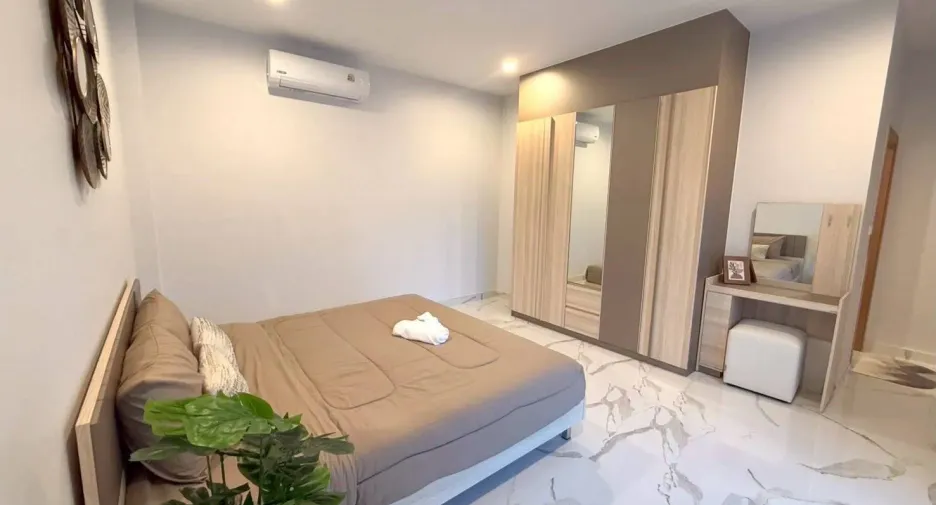 Villa en venta y en alquiler de 4 habitaciones en Mueang Phuket, Phuket