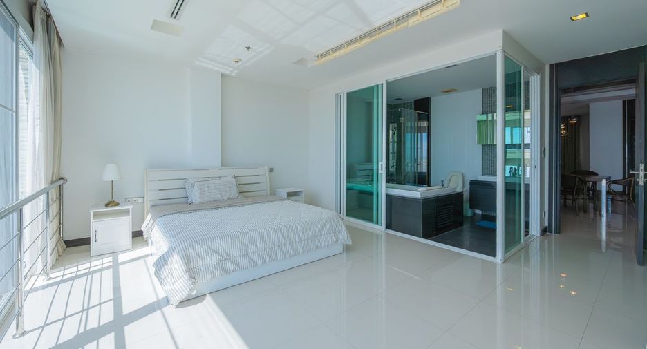 For sale 2 bedrooms condo in North Pattaya, Pattaya