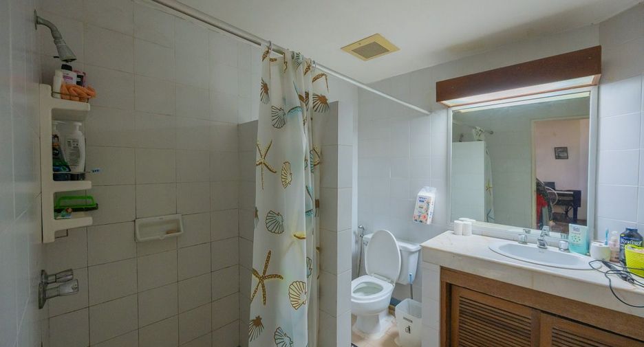 For sale 2 bedrooms condo in Pratumnak, Pattaya