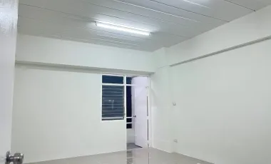 For sale スタジオ condo in Bang Kapi, Bangkok