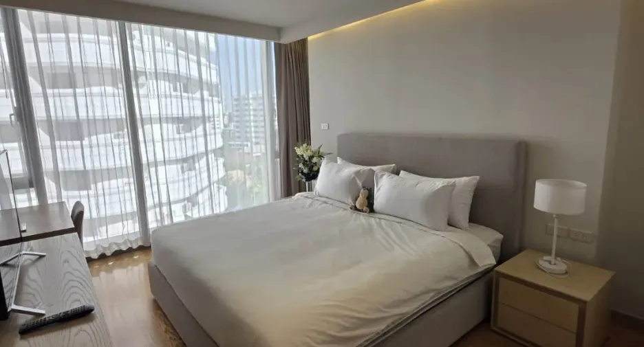 Condo en alquiler de 3 habitaciones en Khlong Toei, Bangkok