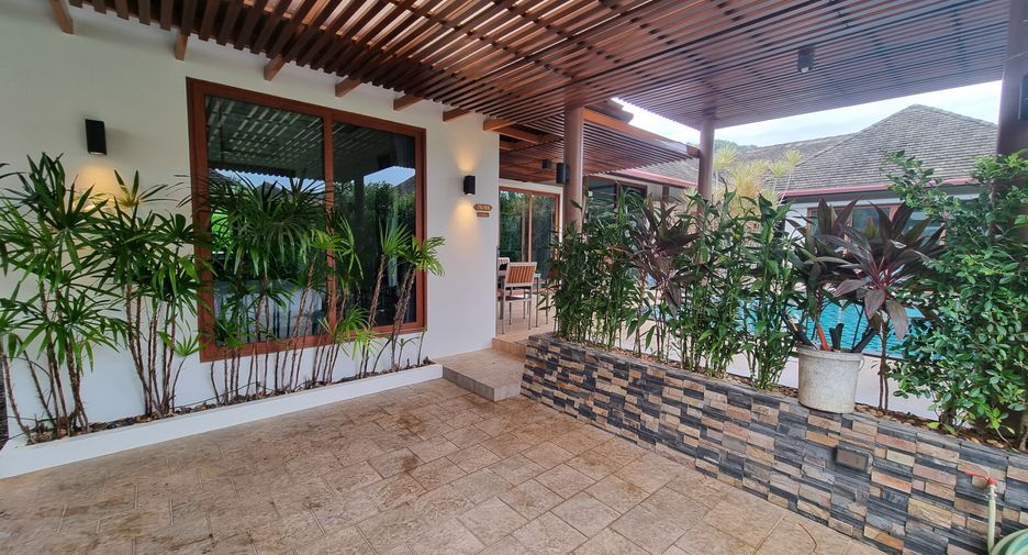 Villa en alquiler de 3 habitaciones en Mueang Phuket, Phuket