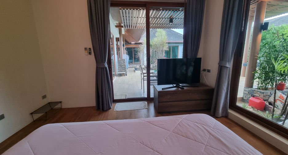 Villa en alquiler de 3 habitaciones en Mueang Phuket, Phuket