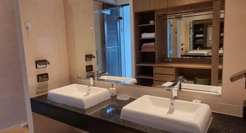Villa en alquiler de 3 habitaciones en Mueang Phuket, Phuket