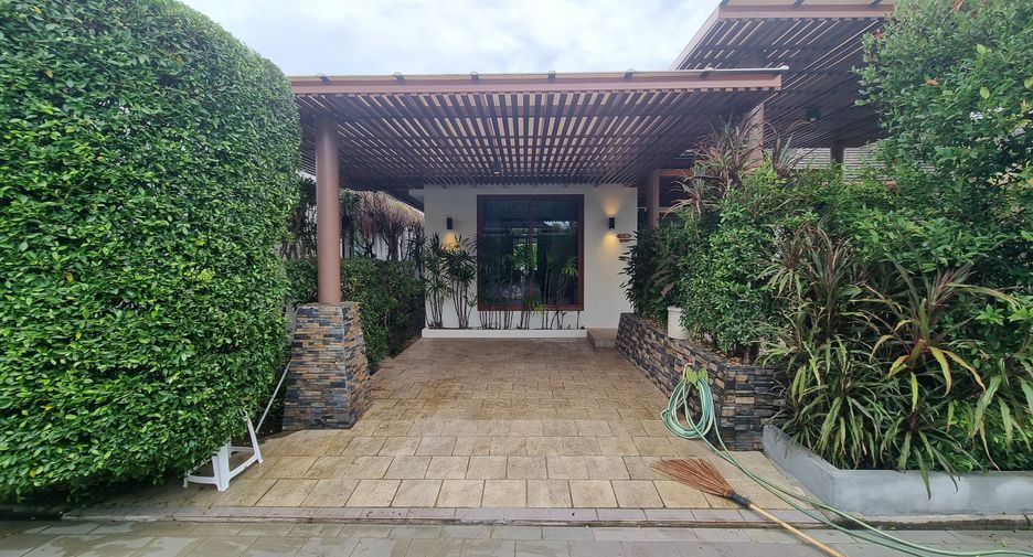 Villa en alquiler de 3 habitaciones en Mueang Phuket, Phuket