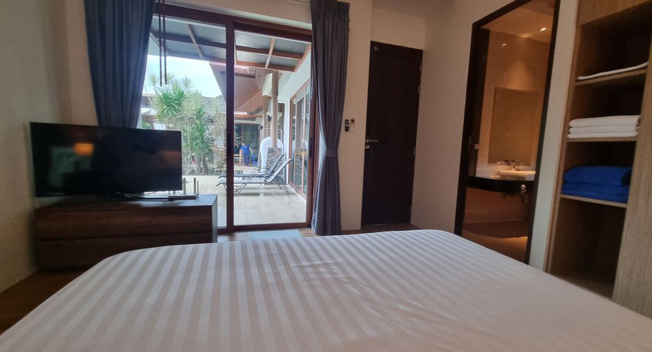 Villa en alquiler de 3 habitaciones en Mueang Phuket, Phuket