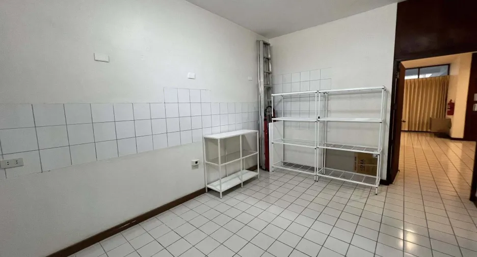 For rent 4 ベッドルーム house in Prawet, Bangkok