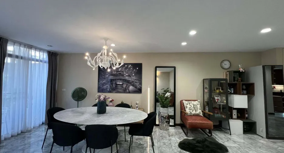 For rent 4 ベッドルーム house in Prawet, Bangkok