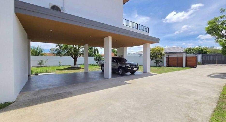 À vendre 6 chambres villa à Bang Lamung, Chonburi