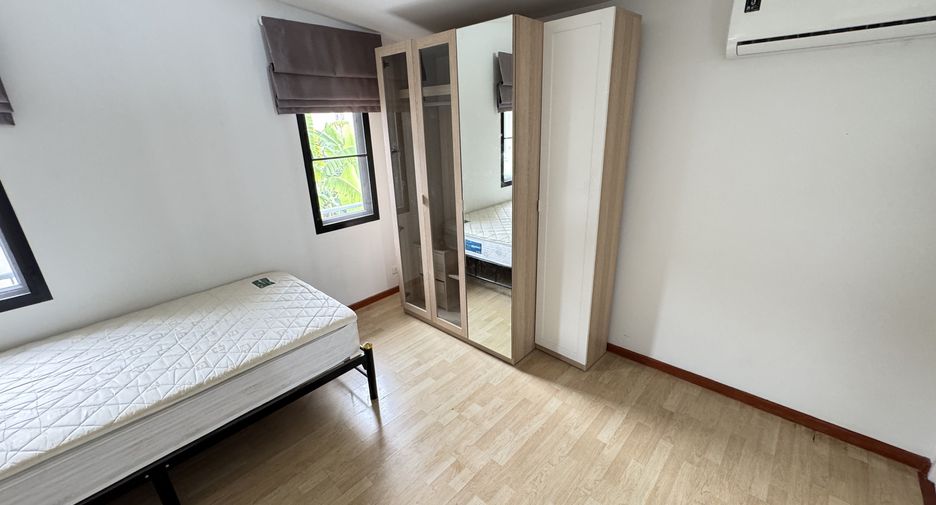 For rent 3 ベッドルーム house in Watthana, Bangkok