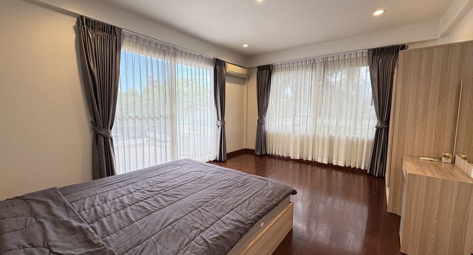 For rent 3 ベッドルーム house in Watthana, Bangkok