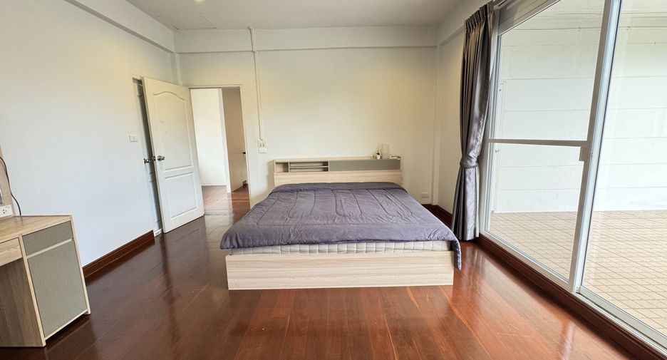For rent 3 ベッドルーム house in Watthana, Bangkok