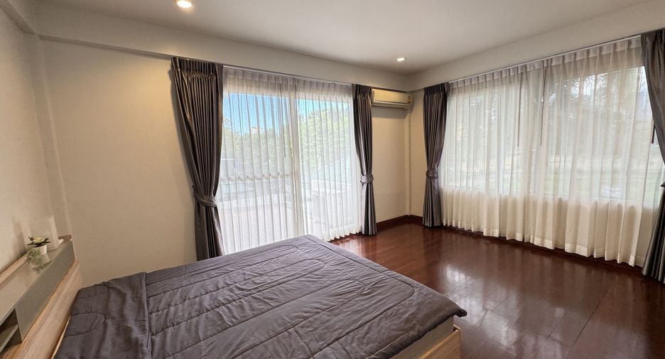For rent 3 ベッドルーム house in Watthana, Bangkok