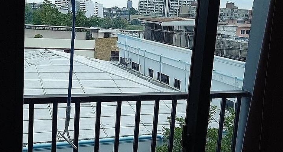 For sale 2 bedrooms condo in Bang Na, Bangkok