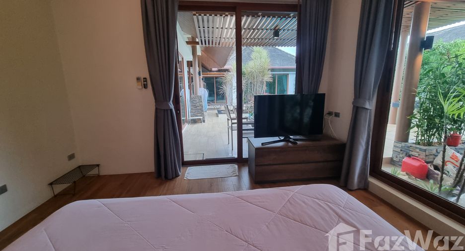 À louer 3 chambres villa à Mueang Phuket, Phuket
