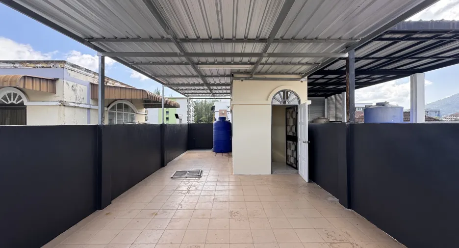 For sale and for rent 2 bedrooms townhouse in Mueang Phuket, Phuket