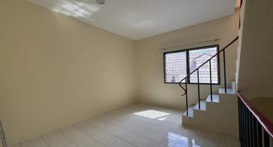 For sale and for rent 2 bedrooms townhouse in Mueang Phuket, Phuket