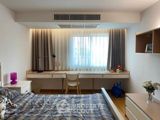 For sale 3 bedrooms condo in Phra Khanong, Bangkok