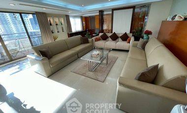 For rent 3 ベッドルーム condo in Watthana, Bangkok