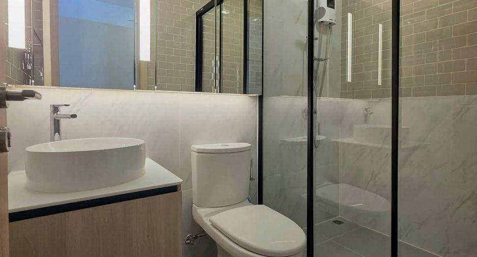 For rent 1 bed condo in Ratchathewi, Bangkok