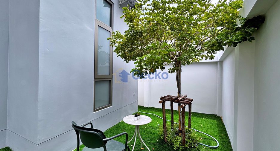 For sale 3 bedrooms house in North Pattaya, Pattaya