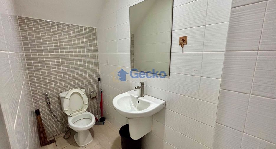 For sale 3 bedrooms house in East Pattaya, Pattaya