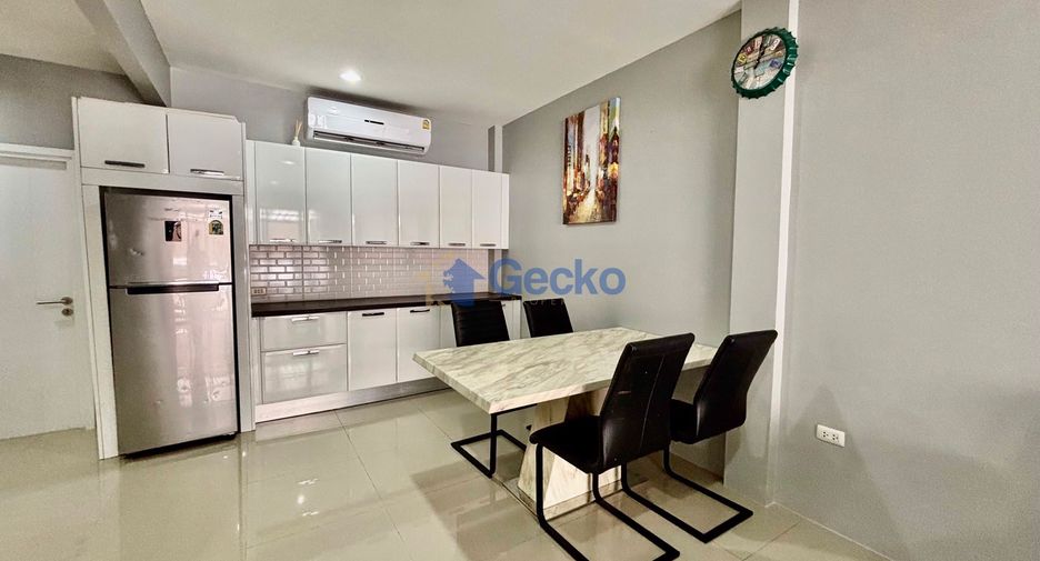 For sale 3 bedrooms house in East Pattaya, Pattaya